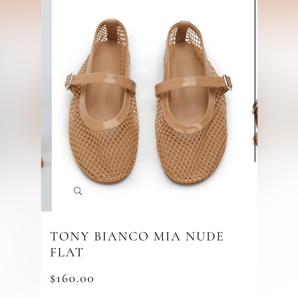 NWOB Tony Bianco MIA flat in Nude. 6.5